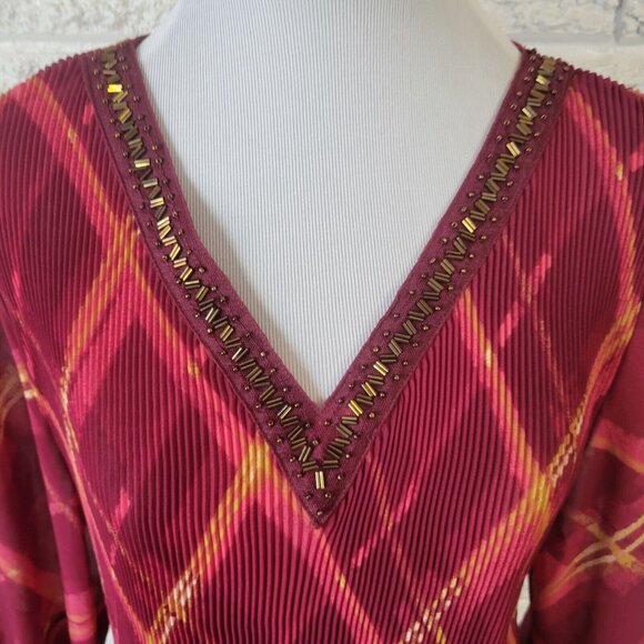 Catherines Womens Top 1X Tunic Bell Sleeve Red Pink Sheer Beaded GEO260E - Picture 6 of 11